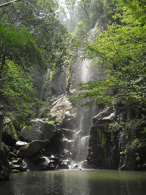 According to legend, at the 'Sword Pond' a legendary sword was forged (Image: Masan / Martin Seibel)